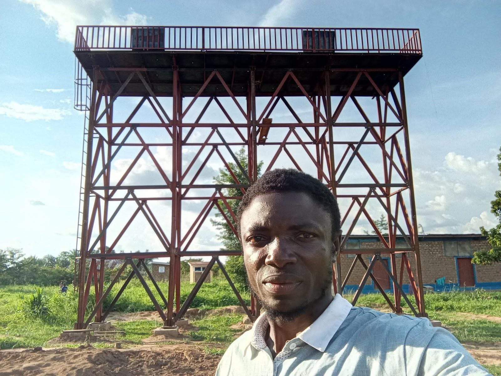 6 forages d'eau potable à pompage solaire