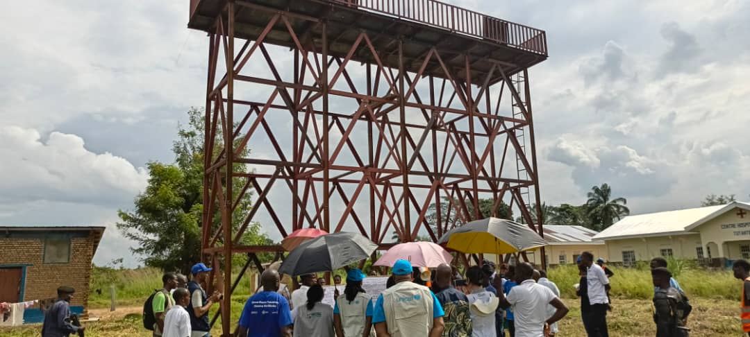Tour d'eau & château communautaire, Tutante